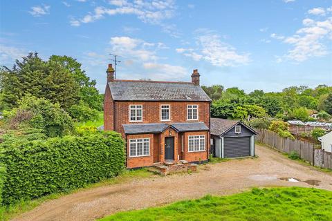 Hatch Road, Pilgrims Hatch, Brentwood 4 bed detached house for sale