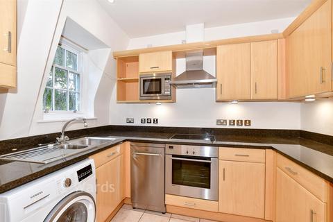 St. Mary's Street, Canterbury, Kent 2 bed flat for sale