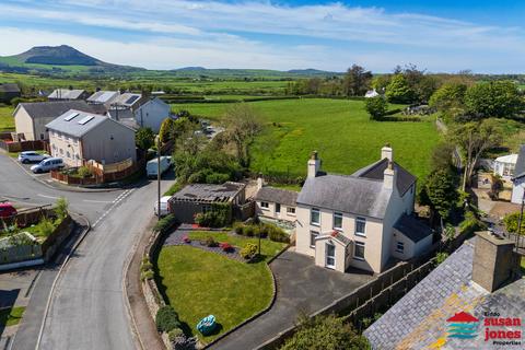 Lon Cyttun, Morfa Nefyn, LL53 4 bed detached house for sale