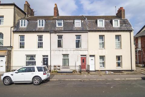 Warren Street, Fleetwood FY7 5 bed house for sale