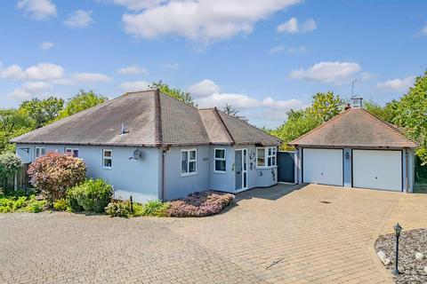 Lower Road, Mountnessing, Brentwood 3 bed detached bungalow for sale