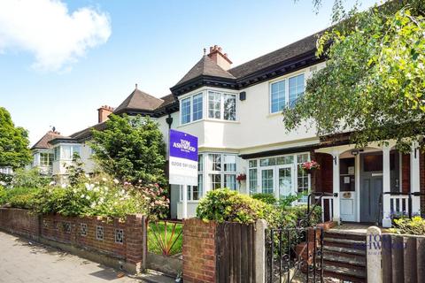 Longbridge Road, Barking, IG11 4 bed terraced house for sale