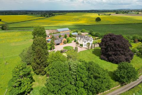 Waters Upton, Telford, Shropshire, TF6 6 bed detached house for sale