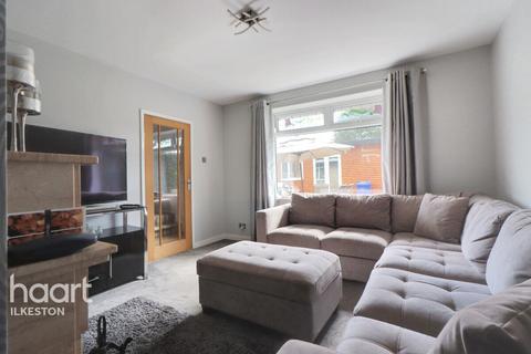 5 bedroom semi-detached house for sale