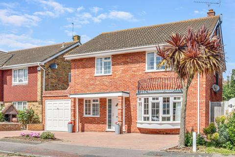 Lodwick, Shoeburyness SS3 4 bed detached house for sale
