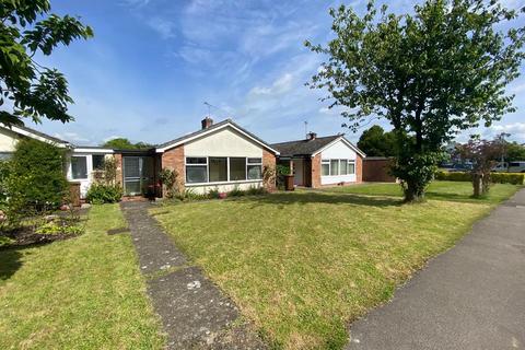 Mayfield Way, Stowmarket IP14 3 bed detached bungalow for sale