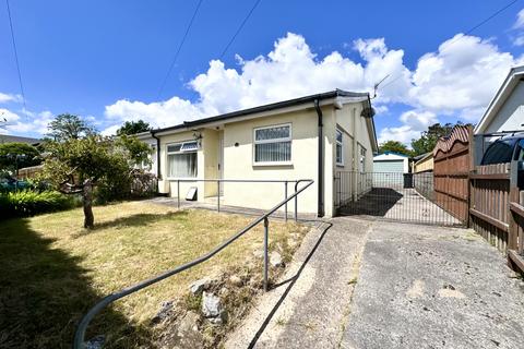 3 bedroom semi-detached bungalow for sale