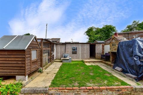 Griffin Crescent, Littlehampton, West... 3 bed semi