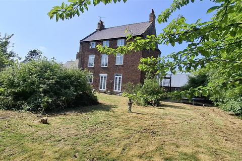 Leadbrook Drive, Flint 9 bed detached house for sale