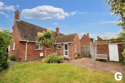 Christchurch Road, Ringwood... 2 bed bungalow for sale