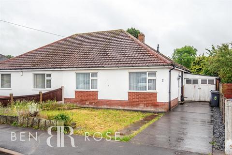 2 bedroom semi-detached bungalow for sale