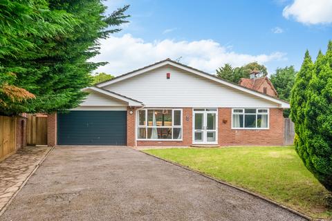 Church Lane Barford, Warwickshire... 4 bed detached bungalow for sale