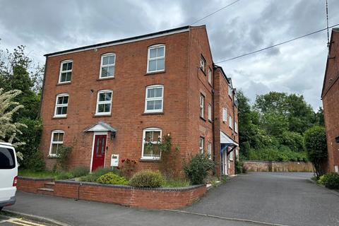 Broad Street, Warwick 2 bed apartment for sale