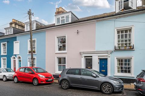 Upper High Street, Winchester SO23 4 bed terraced house for sale