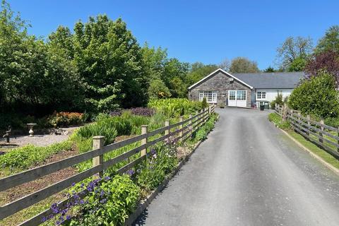 10 bedroom detached bungalow for sale