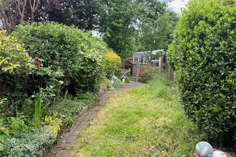 Fulwich Road, Dartford, Kent 2 bed terraced house for sale