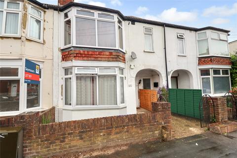 Eve Road, Surrey GU21 4 bed maisonette for sale