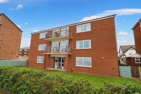 The Esplanade, Sheringham 2 bed flat for sale