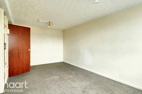 Harrow Court, Stevenage 1 bed apartment for sale