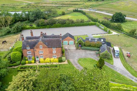 7 bedroom detached house for sale