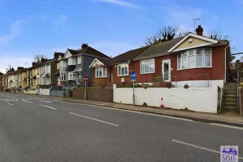 3 bedroom semi-detached bungalow for sale