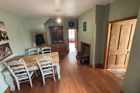 Carisbrooke Road, Newport, Isle of Wight 4 bed detached house for sale
