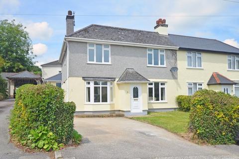 5 bedroom semi-detached house for sale