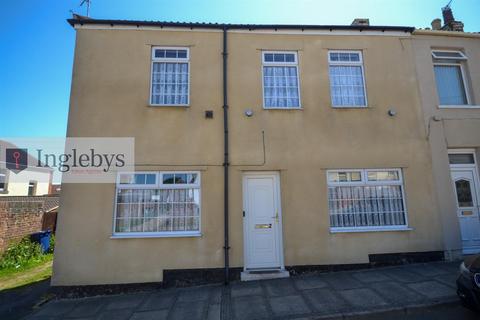 Catherine Street, Lingdale 3 bed terraced house for sale