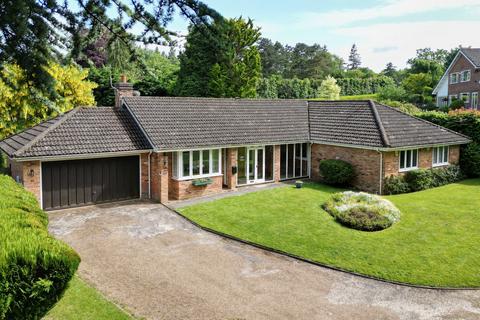 4 bedroom detached bungalow for sale