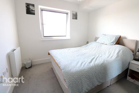 St Johns Avenue, Braintree 2 bed apartment for sale