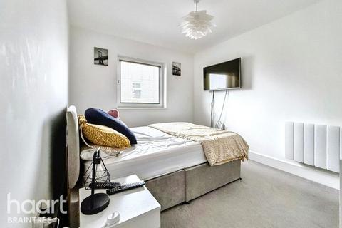 St Johns Avenue, Braintree 2 bed apartment for sale