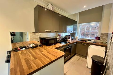 Chapel Street, Macclesfield... 1 bed flat for sale