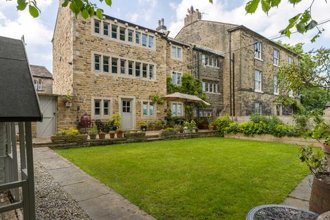 Church Street, Holmfirth HD9 5 bed semi