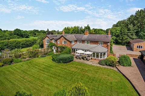 Nr Tarporley 5 bed detached house for sale