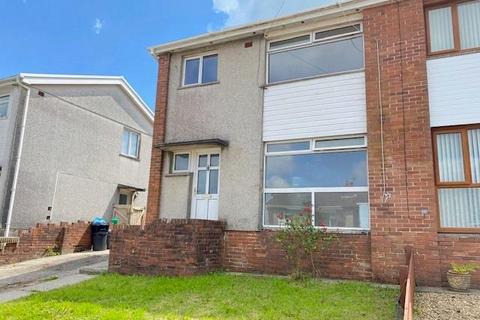 Tir Becca, Tumble 3 bed semi