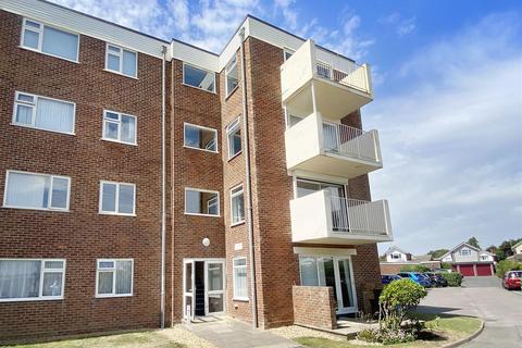 Marama Gardens, Rustington BN16 2 bed apartment for sale