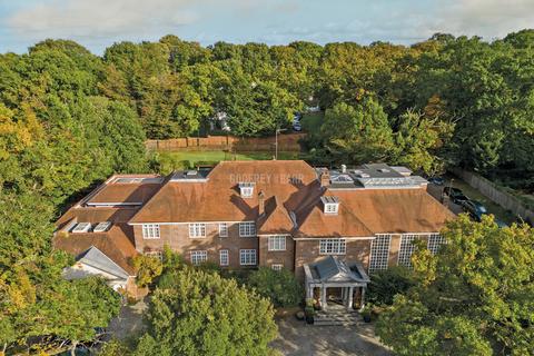 London N2 8 bed detached house for sale