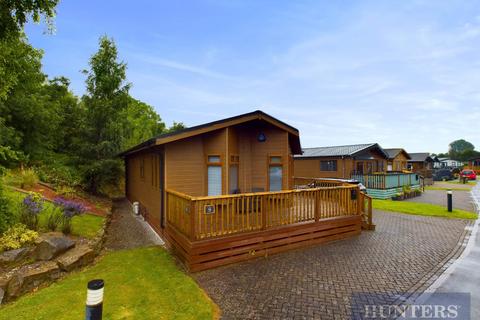 Staxton Vale Lodge, Old Malton Road... 2 bed park home for sale