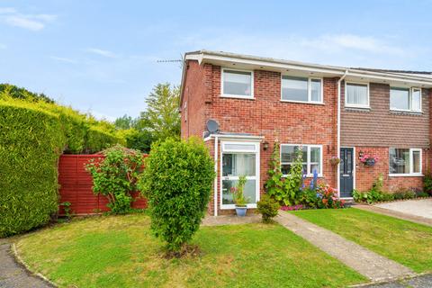 Glebelands, Pulborough, RH20 3 bed end of terrace house for sale