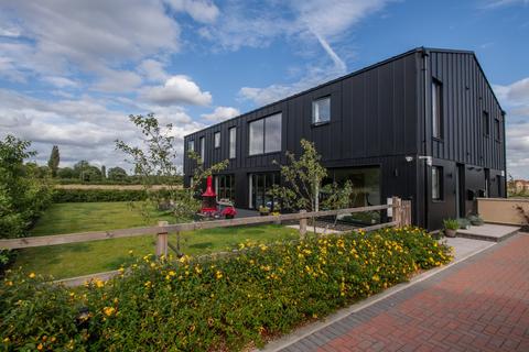 Astwick Road, Stotfold, Hitchin, SG5 4 bed barn conversion for sale