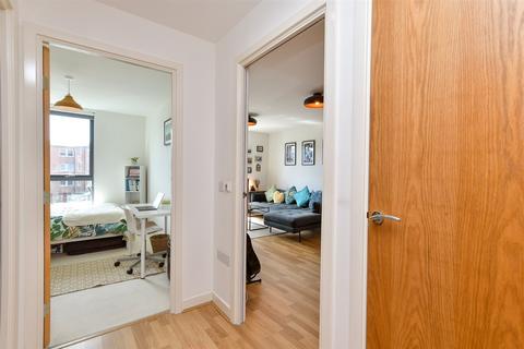 Suez Road, Saltdean, Brighton, East... 2 bed flat for sale