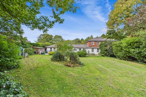 Fowlmere Road, Royston SG8 3 bed semi