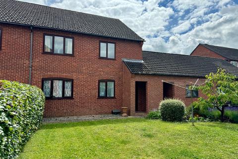 Hillary Drive, Hereford, HR4 2 bed flat for sale