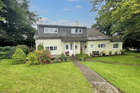 Penybont, Carmarthen 3 bed detached house for sale