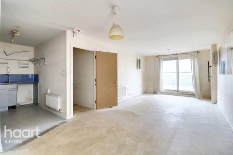 Axon Place, Ilford 2 bed apartment for sale
