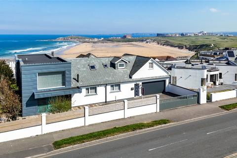 Pentire Avenue, Newquay, Cornwall, TR7 5 bed detached house for sale