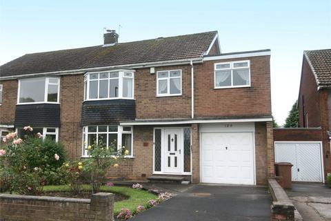 5 bedroom semi-detached house for sale