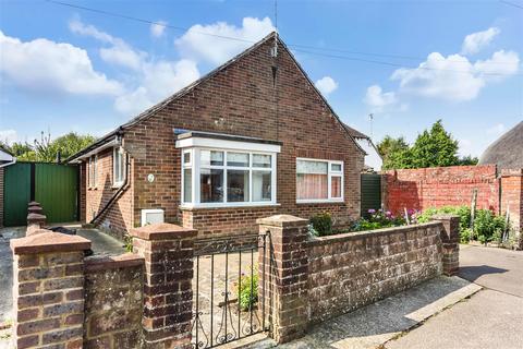 Williams Road, Bosham 2 bed detached bungalow for sale