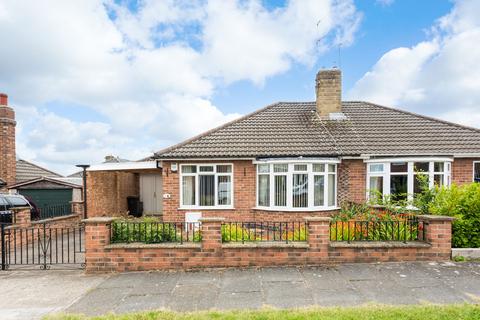 2 bedroom semi-detached bungalow for sale