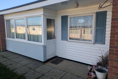 Sundowner, Newport Road, Hemsby 2 bed chalet for sale